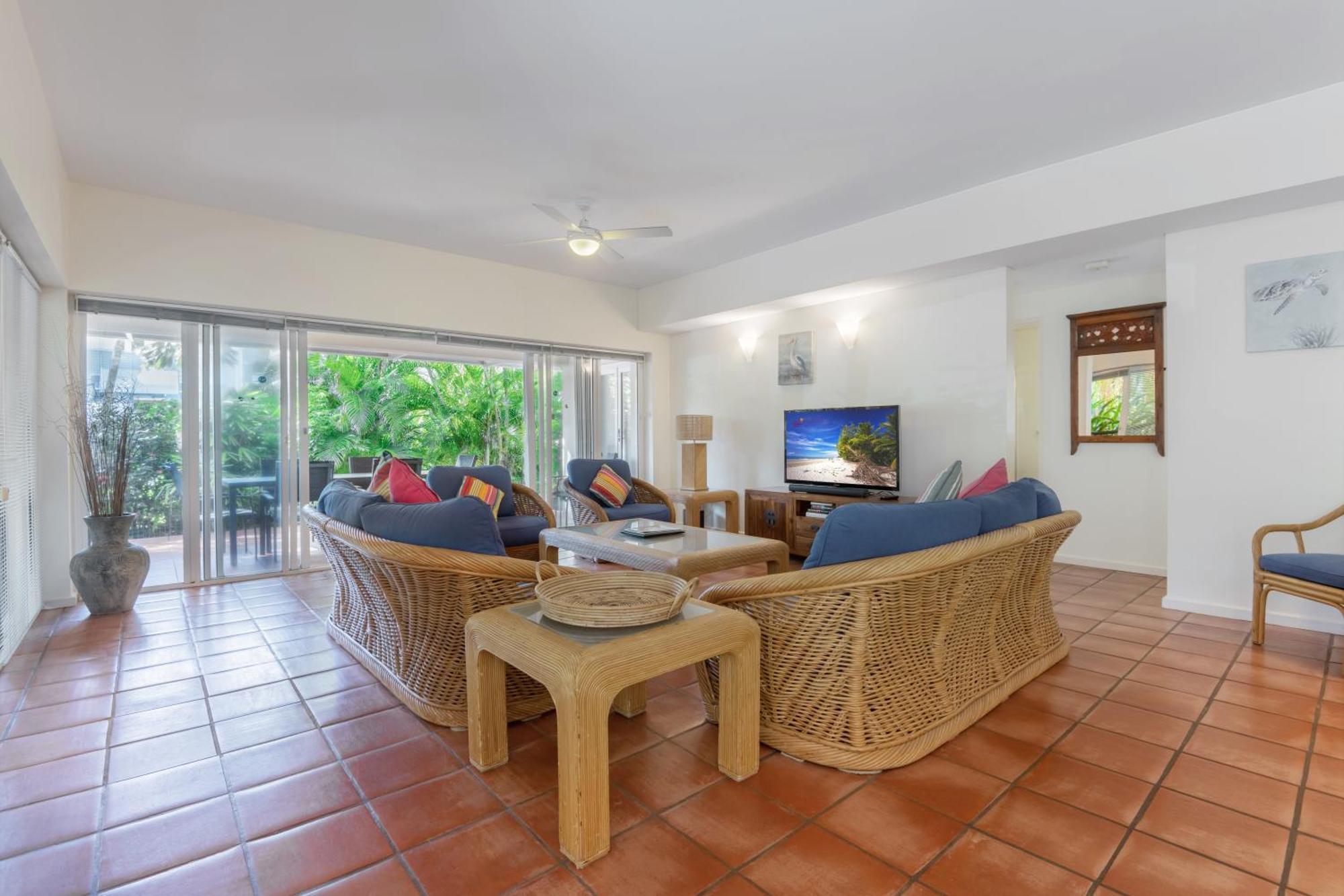 Balboa Apartments Порт Дъглас Екстериор снимка