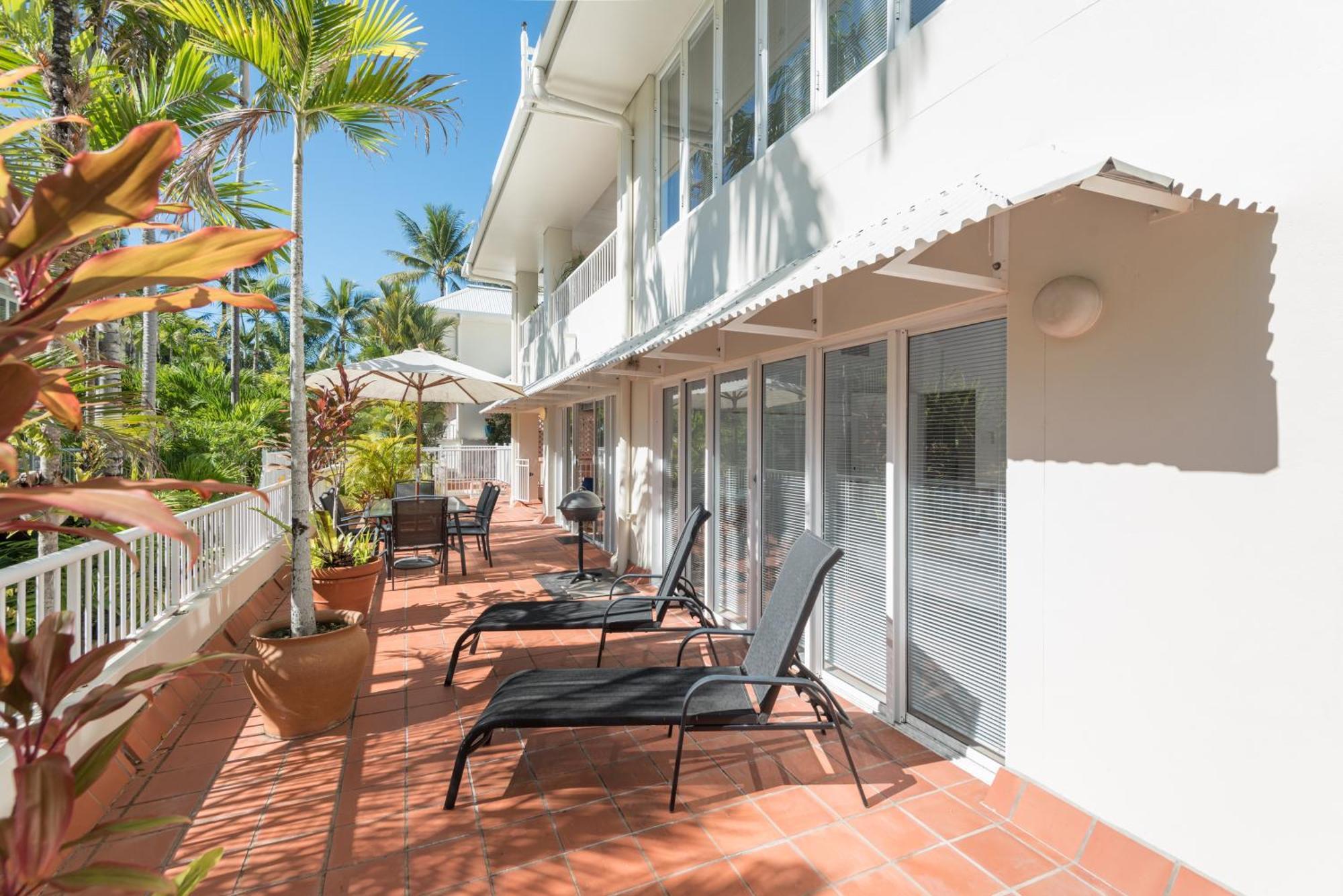 Balboa Apartments Порт Дъглас Екстериор снимка